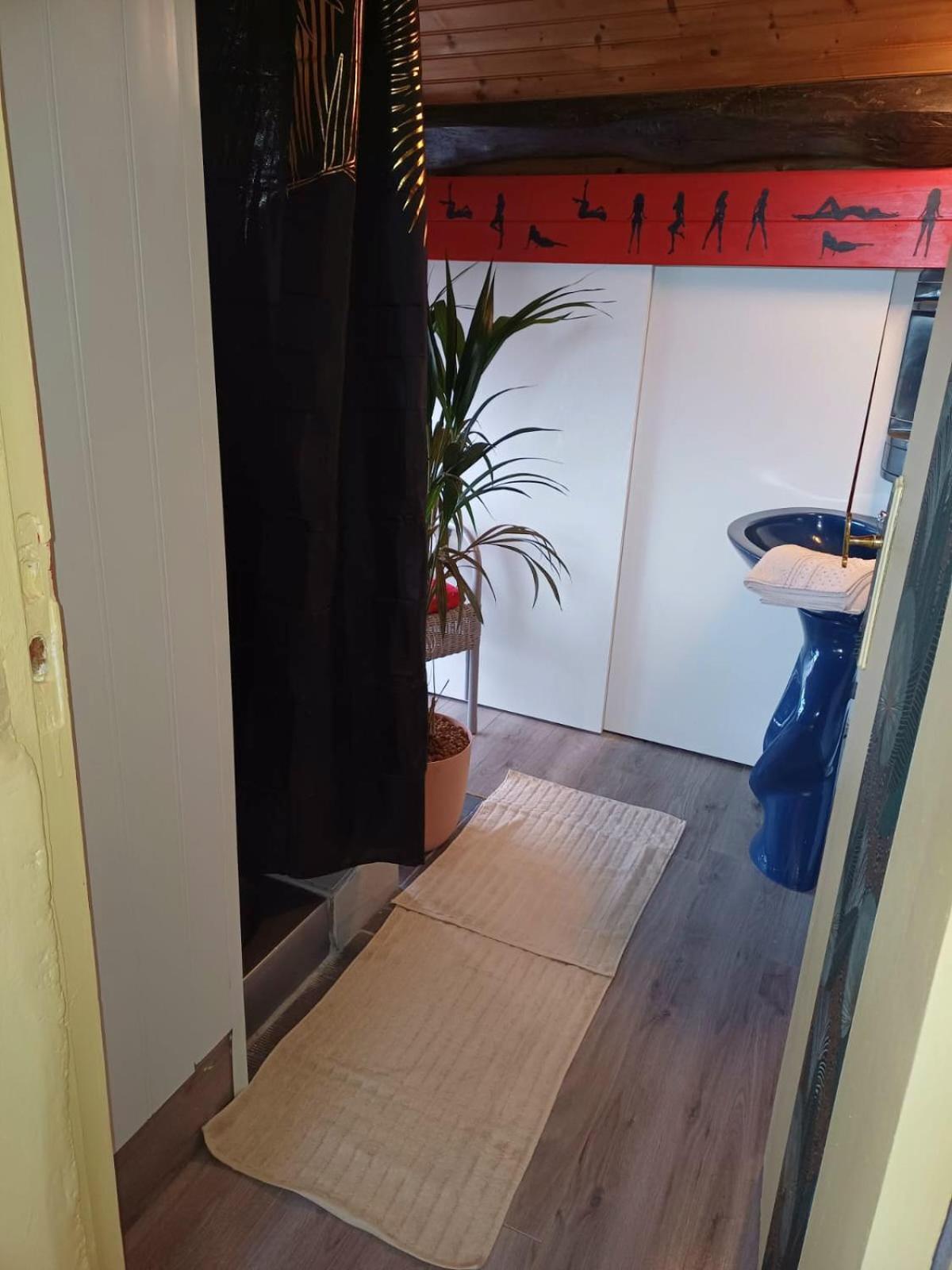 Bed and Breakfast Le Lion Dort Cormeilles-en-Parisis Экстерьер фото
